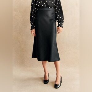 NWT Sézane Sandy Skirt in black (8)